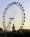Londynske Oko v pozadi Big Ben